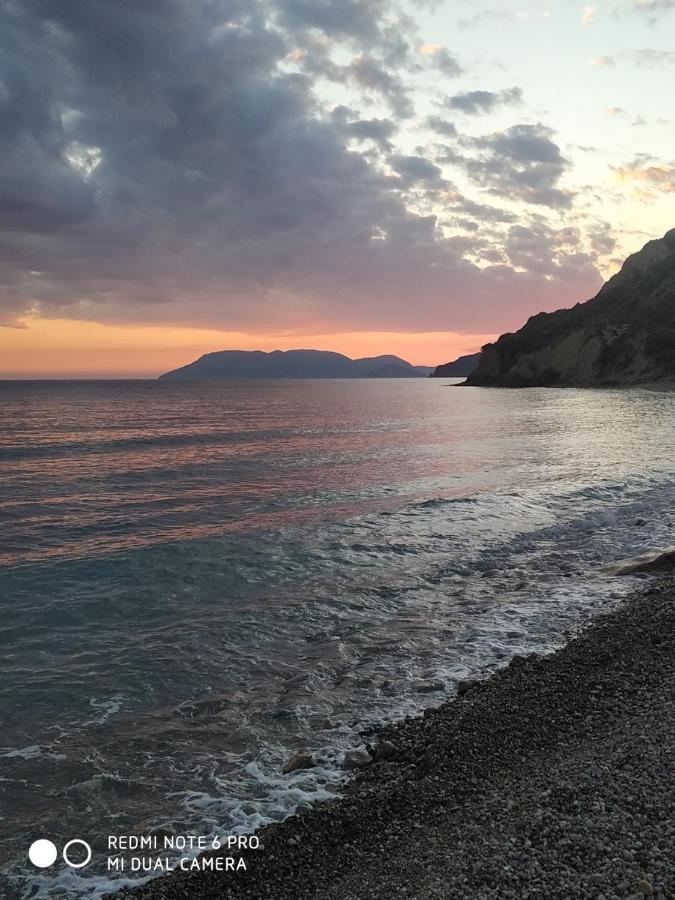 Athena Studios Vasilikos  Luaran gambar